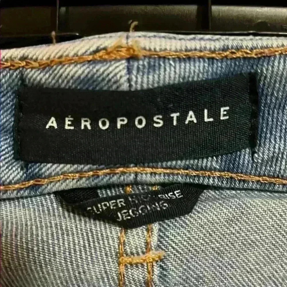 Aeropostale Light Blue Distressed High Rise Jeggings Women Size 4 - Picture 3 of 6